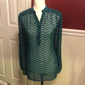 Black and teal chevron shear top XL